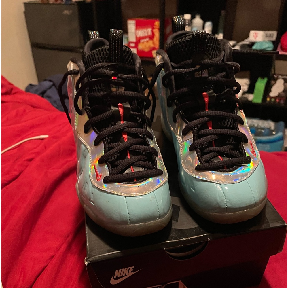 Limited edition foamposites